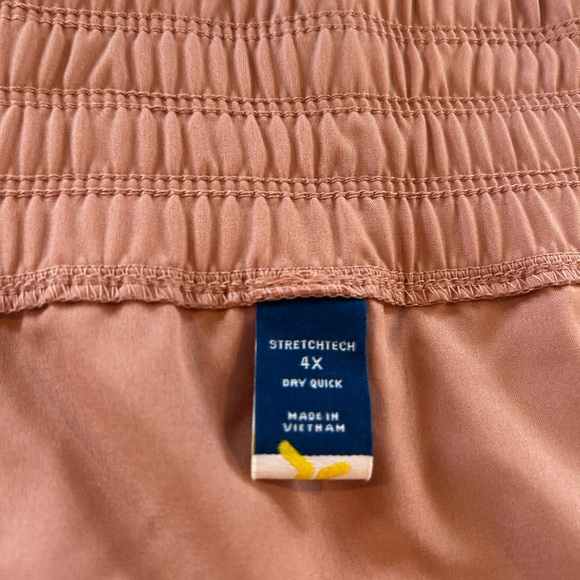 NWT Old Navy Plus Size Women's 4x Pink Shorts 4” - Picture 7 of 11